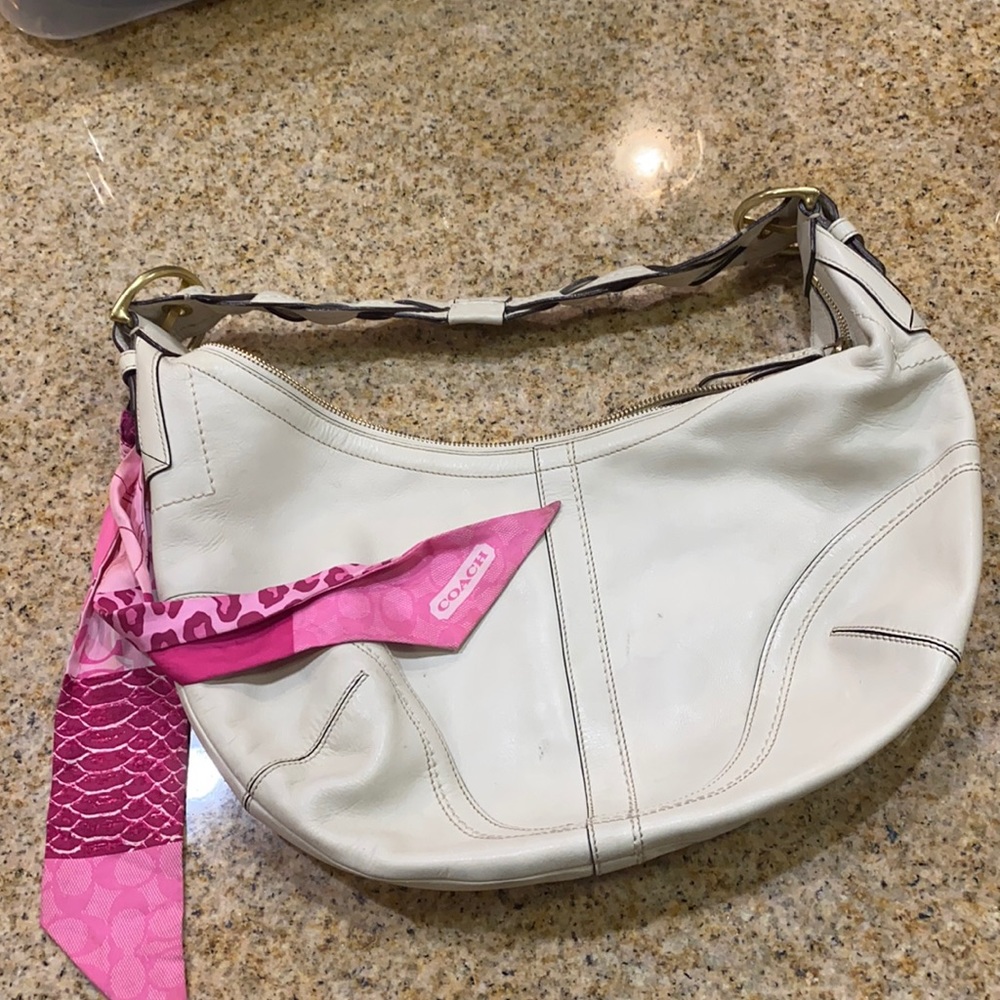 Medium cream leather Coach purse